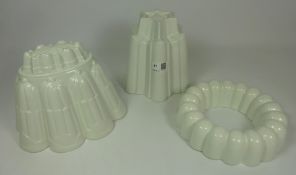 Three Shelley white glazed jelly moulds Condition Report <a href='//www.