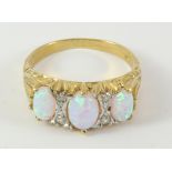Three stone opal silver-gilt ring stamped 925 Condition Report <a href='//www.