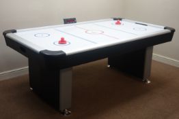 Air hockey table, 207cm x 123cm,