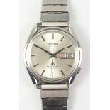 Gentlemans stainless steel Seiko automatic Grand Seiko Diashock Automatic Wristwatch model