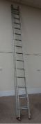 Aluminium extending ladders, H455cm Condition Report <a href='//www.