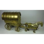 Heavy brass horse drawn Gypsy caravan, L56cm Condition Report <a href='//www.