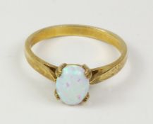 Opal single stone silver-gilt ring stamped 925 Condition Report <a href='//www.