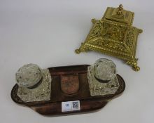 Late 19th/ early 20th Century brass inkwell and a Art Deco period desk stand with cut glass