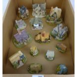 Lilliput Lane cottages with boxes and deeds in one box (14) Condition Report <a