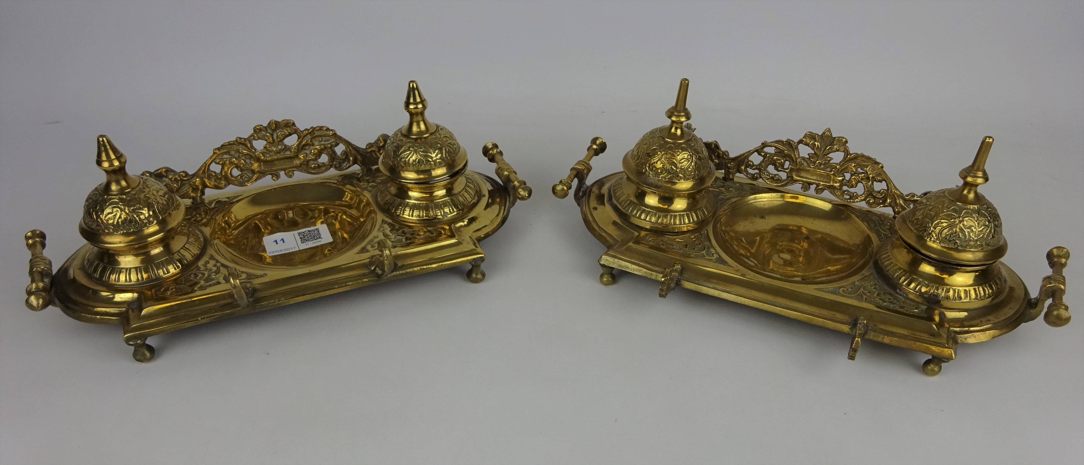 Pair of brass ink stands (2) Condition Report <a href='//www.davidduggleby.