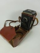 Zeiss Ikon Ikoflex TLR camera in leather case Condition Report <a href='//www.