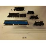 Hornby OO Gauge Class 8F Loco 48154, Class B12/3 61520, Class 0F 16030,