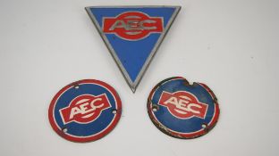 AEC enamelled Radiator badge H17cm & two plastic circluar badges (3) Condition Report
