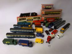 Hornby OO Gauge Class 5MT Stainer Loco 45192, Lima 24760 & 24624 Carriages & St.