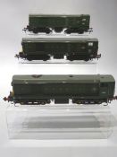 Bachmann Class 20 Diesel locos BR Green with indicator discs D8000 and with indicator boxes D8134,