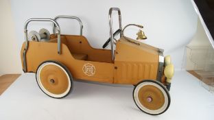 Child's pedal car, in the form of a 1938 fire engine, the bonnet with bell bracket with 'F.