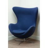 Arne Jacobsen style 'Egg Chair' upholstered in blue cover
