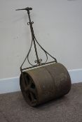 19th century cast iron lawn roller Condition Report <a href='//www.