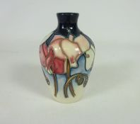 Small Moorcroft vase 'Wild Cyclamen' pattern,