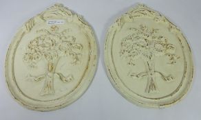 Pair of oval cast iron plaques (2) Condition Report <a href='//www.