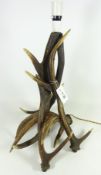 Small stag antler table lamp, H51cm Condition Report <a href='//www.