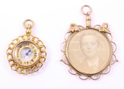 Edwardian gold fob compass hallmarked 9ct & a gold photo pendant stamped 9ct (2)