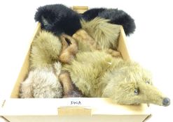 Mink fur stoles and other fur stoles in one box Condition Report <a