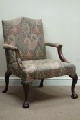 Quality mahogany Georgian style armchair, wide serpentine seat, carved detail,