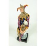 Royal Doulton figure 'The Jester' Condition Report <a href='//www.davidduggleby.