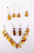 Baltic amber necklace, pairs ear-rings,