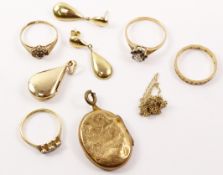 Gold chain, pendant,