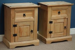 Pair pine bedside cabinets, W52cm, H67cm, D39cm Condition Report <a href='//www.