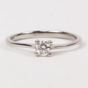 Platinum single stone round diamond ring hallmarked Condition Report <a