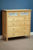 Maple chest, two short and four long drawers, W100cm, H103cm,
