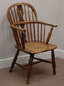 Late 18th century elm Windsor armchair, double bow,