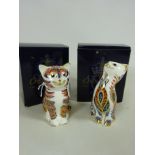 Royal Crown Derby Kitten and Siamese Kitten paperweights both with gold stoppers and boxed (2)