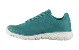 Three new Hummel Crosslite sneakers, sizes 6 and 6.