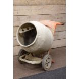 Belle Mini Mix 150 cement mixer with stand 110V Condition Report <a