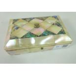 Victorian mother of pearl jewellery box, L14cm Condition Report <a href='//www.