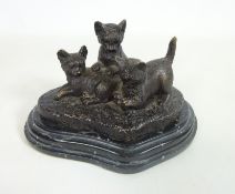 Cast bronze sculpture of kittens, on marble base,