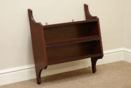 Reproduction mahogany wall hanging shelf, W62cm Condition Report <a href='//www.