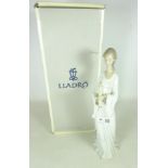 Lladro figurine 'Light and File', boxed H36cm Condition Report <a href='//www.