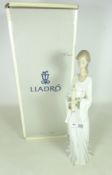 Lladro figurine 'Light and File', boxed H36cm Condition Report <a href='//www.
