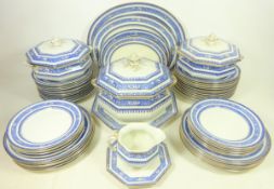 Early 20th Century Losol Ware blue and white dinner service,