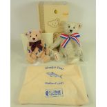 Two Steiff bears; 'Maatjes Beer' Holland 2003 576/ 1,