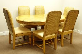 Light wood oval extending dining table (107cm x 137cm - 184cm, H77cm),