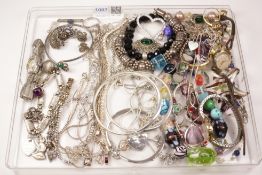 Hallmarked silver and costume jewellery in one tray Condition Report <a