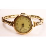 9ct gold wristwatch Chester 1936 on expanding bracelet stamped 9ct approx 17.