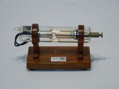 Machlett ED-4 X-Ray tube on wooden stand, L23cm Condition Report <a href='//www.