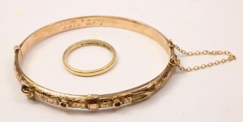 9ct gold bangle and ring 9.9gm Condition Report <a href='//www.davidduggleby.