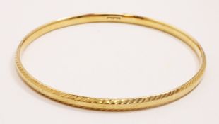 9ct gold bangle hallmarked approx 16.3gm Condition Report <a href='//www.