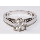 Diamond flower set ring stamped 18kt (size Q) Condition Report <a href='//www.