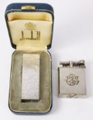 Two vintage Dunhill lighters nos 390107 and RE24163 Condition Report <a
