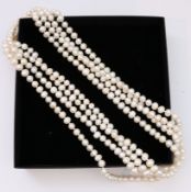 Long freshwater pearl necklace approx 240cm Condition Report <a href='//www.